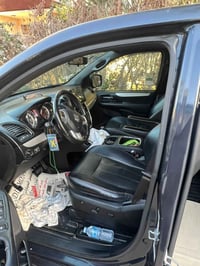 دوج كرفان فول من عده فتحه ماشي 120الف كيلو حادث جاملغ  خلفي نصف جاملغ ...