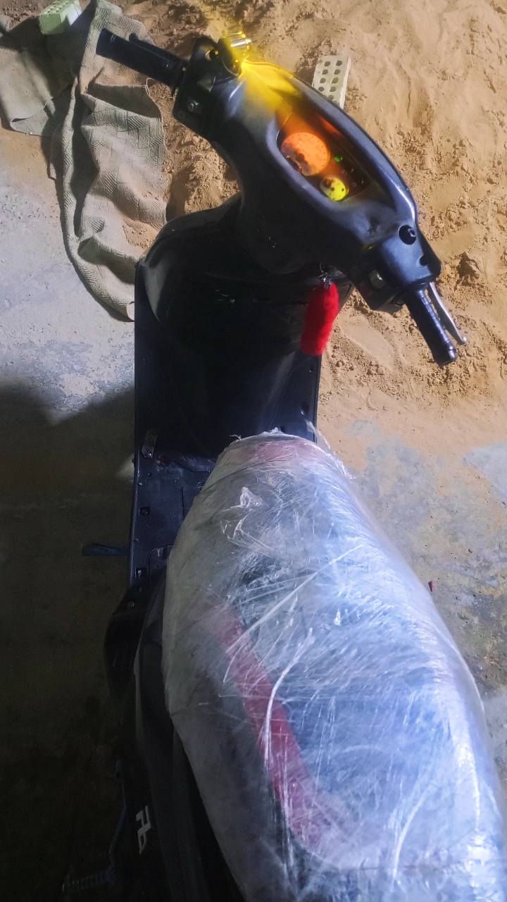 سلام عليكم من ررخصه لادمن.دراجه فراشه 140دراجه خير من الله كهربائيات كله شغاله سلف وهندر مناقصه اي شيي فقط باتري دراجه حلوه مثل ماا بصوره سعره 235.وبيه مجال بسيط حك جيه ‏‪***********‬‏ متواجد فيس واتساب
