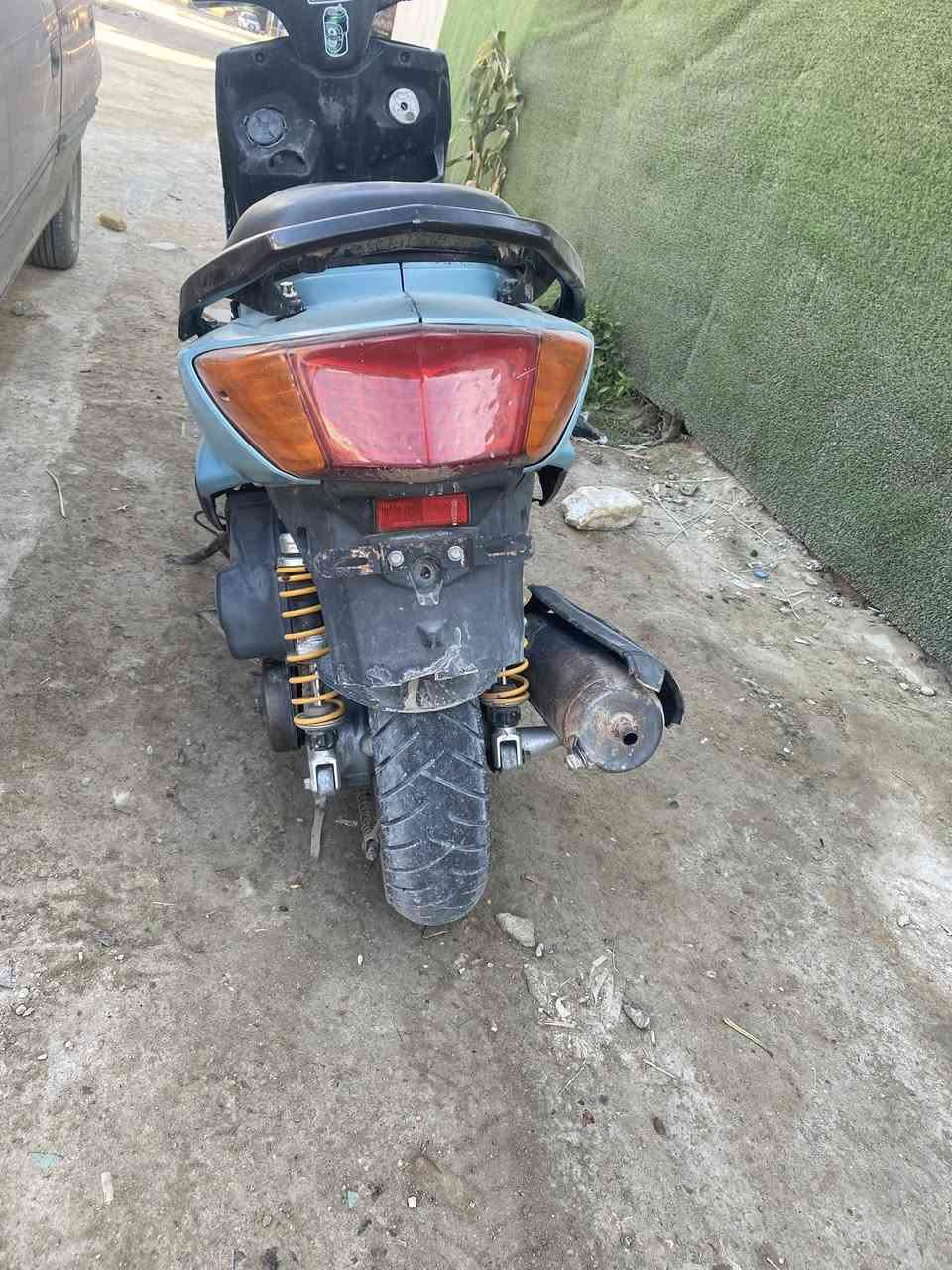 مستعجل عل بيعة دراجة سكنز فحل نوزل نكرة سلف الدراجة متروكة بس شغالة بكل وكت الدراجة شغالة كلها كهربائيات هم شغالة كلها شلعة و معدل تخبل لاكن بيها نقوصات قليلة دراجة بوشتها 58.5 و البوشة البلادية موجودة هم اول فتحة الها مكاني بابل مركز السعر 550قفل *********** متواجد واتساب ماسنجر
