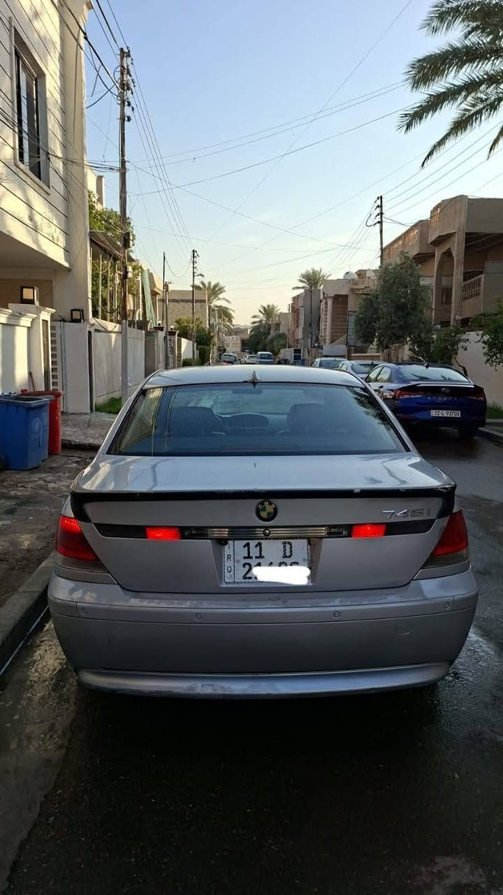 السلام عليكم ورحمة بيع أو مراوس بأحدث
باخرة 2002 بلاد بدون صبغ بيها جراد باب الورة السكن وشويه من الجاملغ 

745i وارد يابان باب قصير

 فول مواصفات فتحة سلايد

٤ ابواب شفط +الصندوق
لايتات داينمك
سيدي جنجر ٦ أقراص

جلد تدفئة سقف كنتارة

صدر أمامي جديد

عربانه خلفية جديده

تخم دبلات

تخم تايرات

تخم نوزلات +تخم بلكات

كهربائيات كوله بلاد مملعوب بي شركة شغاله من الدعاميه للدعاميه

كير مكينه بلاد بيها لاستيك ولف بي

ترايك وين ميعجبك مكان السيارة بالكرادة والجادريه ***********

سعرها ١٢٥٠٠$ وبيها مجال حك الجيه
