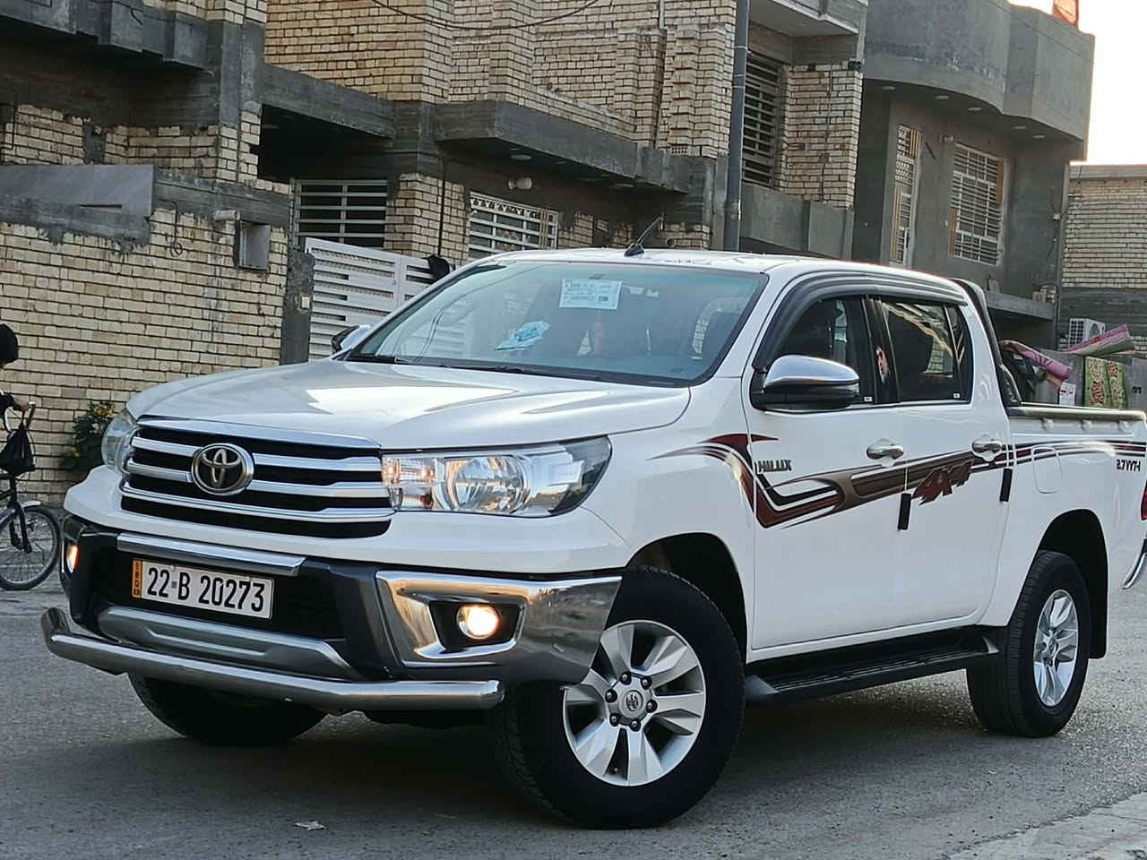 سلام عليكم بيكم هايلوكس 2020
مكفولة كفاله عامه   سعر 285
سيد نهرو مذهبه علامه ويدات 
بصمه بلادي + كامره خلفيه
حساسات خلفيه رقم اربيل
كير اوتو وقود بانزين 
تبريد قطعتين 
هوك خلفي امامي 
سكن بغداد ستفسار ***********,,***********
