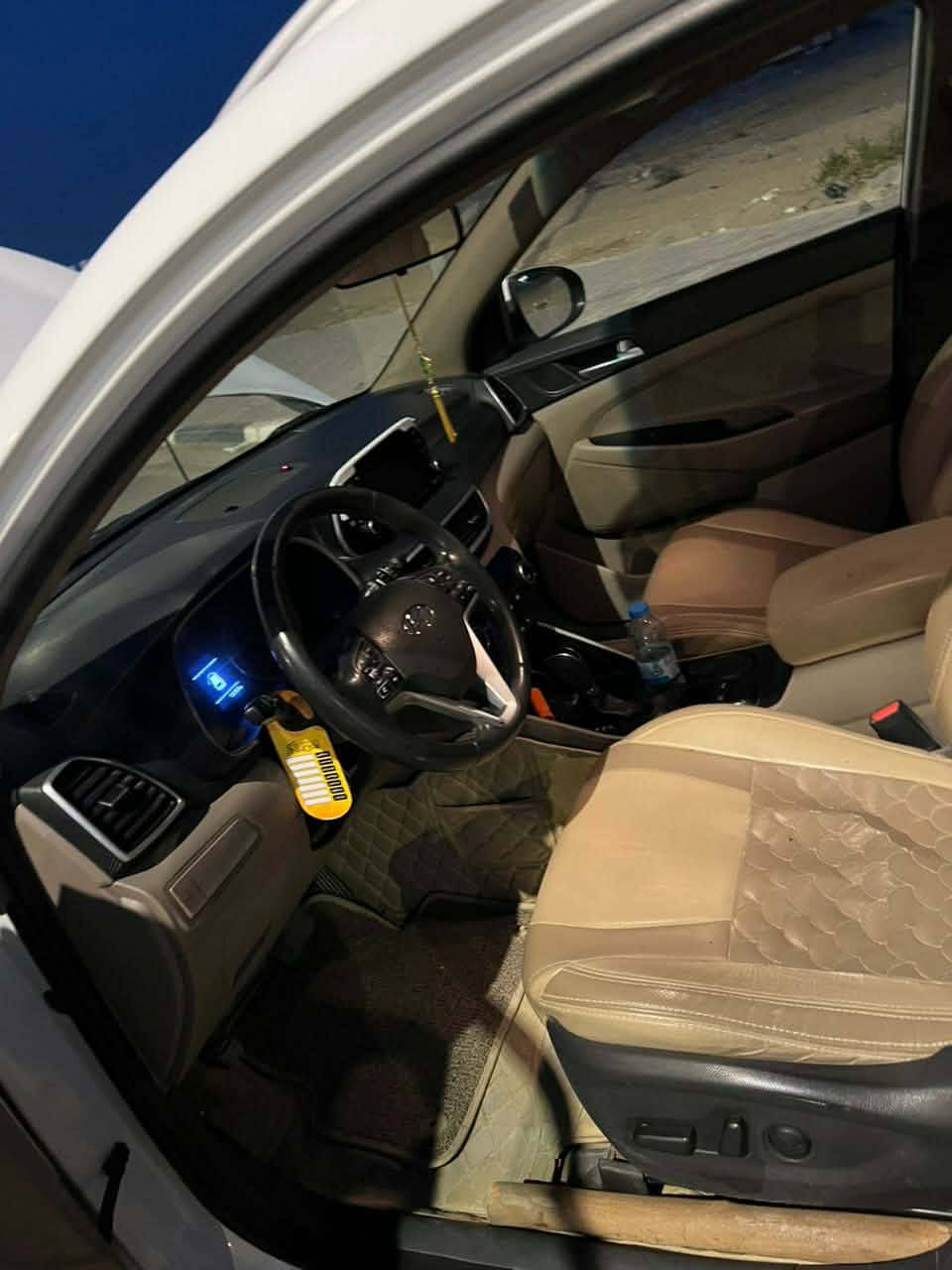 البيع توسان موديل 2020شركة الكاصد
فول مواصفات ماعده البنرامه 
كفاله عامه من كلشي تخم تاير جديد 
كير كفاله مكينه كفاله حداديه كفاله جاهزه من كلشي رقم بغداد الإنكليزي 
السعر 215 وبيه مجال مكاني كربلاء 
***********
***********
