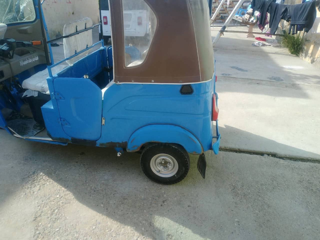 سلام عليكم تكتك البيع 22شهر شهر 6رقم واسط كفاله عامه مكينه وكشر مكان ناصريه قلعة سكر رجان الما يعرف سعارهن لا يعلق لا ينتصل ***********خاص ما جاوب
