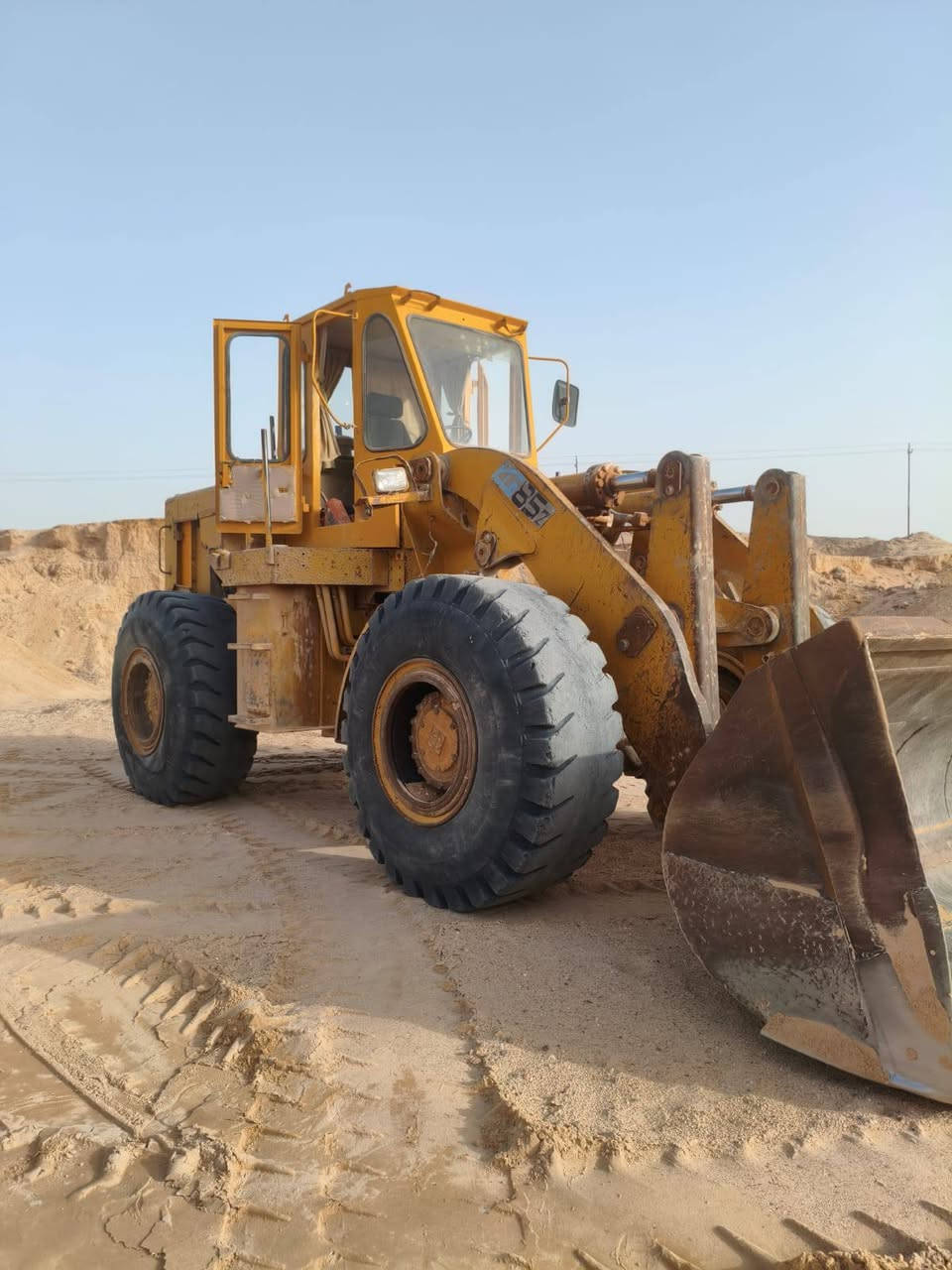 سلام عليكم..
شفل كاوسكي موديل 82 حجم 85   للبيع مكينة كير كفالة عامة حدادة صار اسبوع من شادها كلها جديد تايرات الكل نظيف شفل تأخذه كبل للشغل ما تصرف عليه الف سنوية بسمي تحويل يمتى ما تريد السعر 200 وبيها مجال بسيط للإستفسار الاتصال على   ‎0781 490 0170
