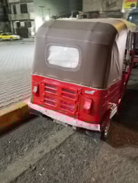 تكتك للبيع مصبوغة عام 18رقم وسنوية بسمي السعر 6وبيهة مجال07736253147