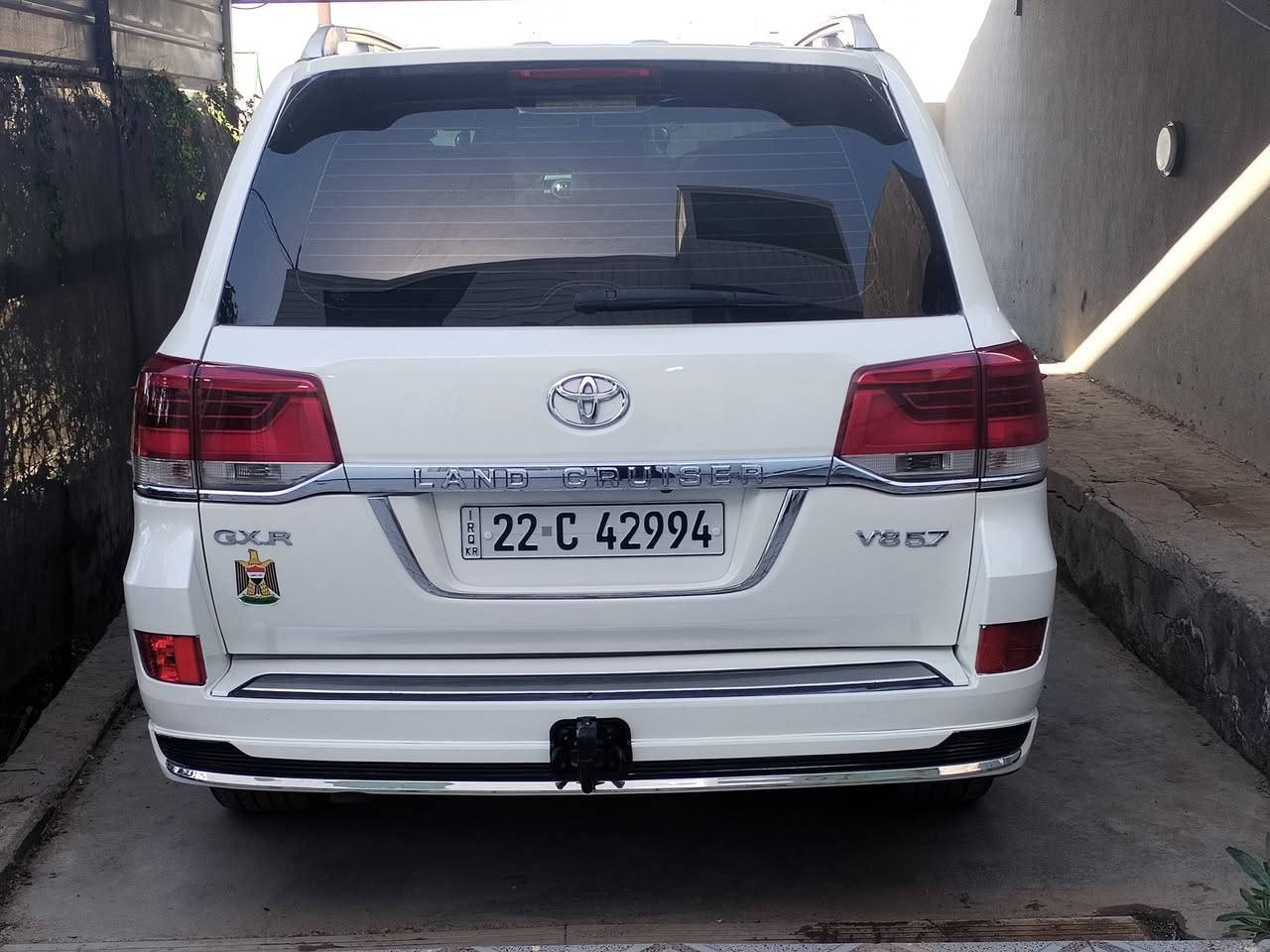 سلام عليكم من رخصت مدير الكروب سياره الاندكروز موديل 2016 رقم ربيل جديد هزه جديده سياره صبغ حزام محرك ٨ سلندر ٤٦٠ كير محرك وضع شريكه حداديه جديده تاير جديد تبريد سياره جاهزه سياره كفاله من شاصي من كص سياره صبغ مال جناي سياره /*********** /*********** سعر ٣٤٠ نتصل ودلل
