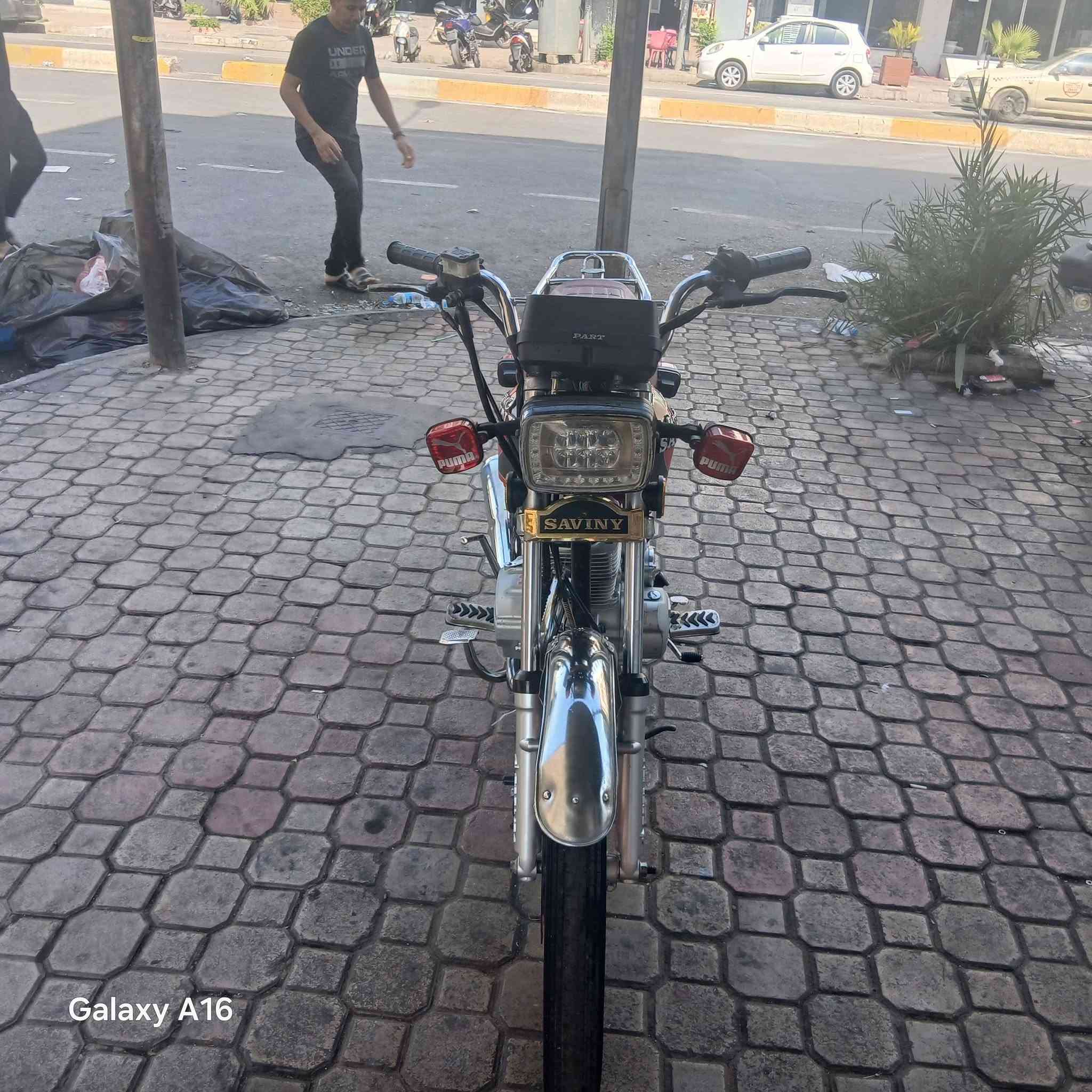سلام عليكم شباب متور لبيع سافين ١٥٠
سعر 450 وفي مجل شوي موجود ع شارع ٣٠
***********
