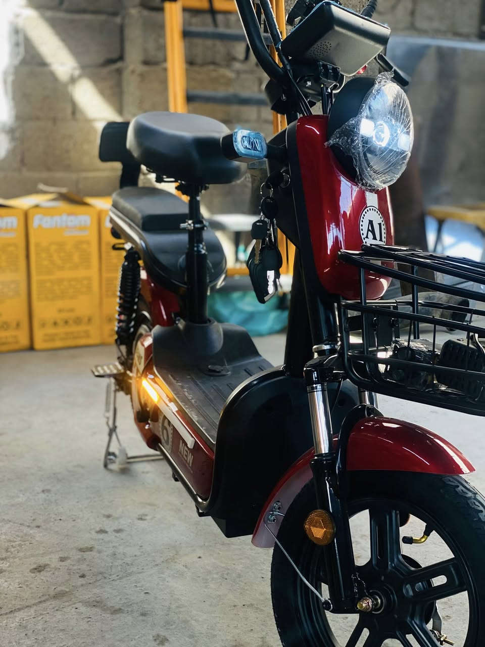 السلام عليكم دراجه شحن جديده مستخدمه شهر. عنوان بغداد الحسينية سعر 300 بيها مجال***********
