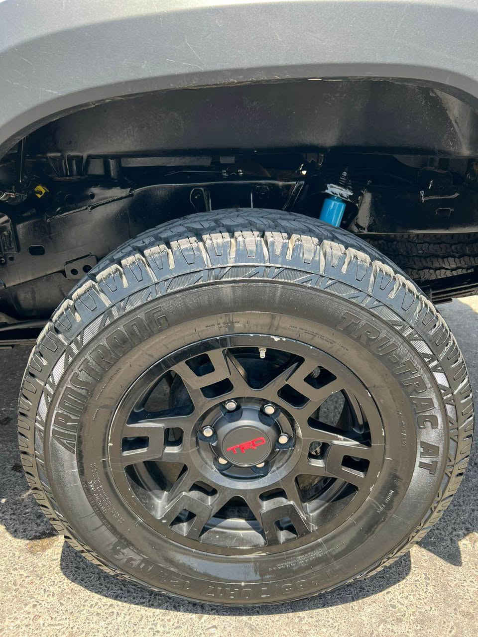 تؤيؤتا تاكؤمه ٢٠٢١ مواسه فات TRD V6
AWD ❤️‍🔥 دەبل ئەکسل 
٣پارجەی سبوخە بی ئیرباگە هەموو بەشەرت 
گیر مەکینە ئەکسل بەشەرت 
رەمەقم و سەنەوی هەمووو نویە 
سیارەکە لە هەمولیرە 
ژمارەی موبایل *********** أربيل, العراق
