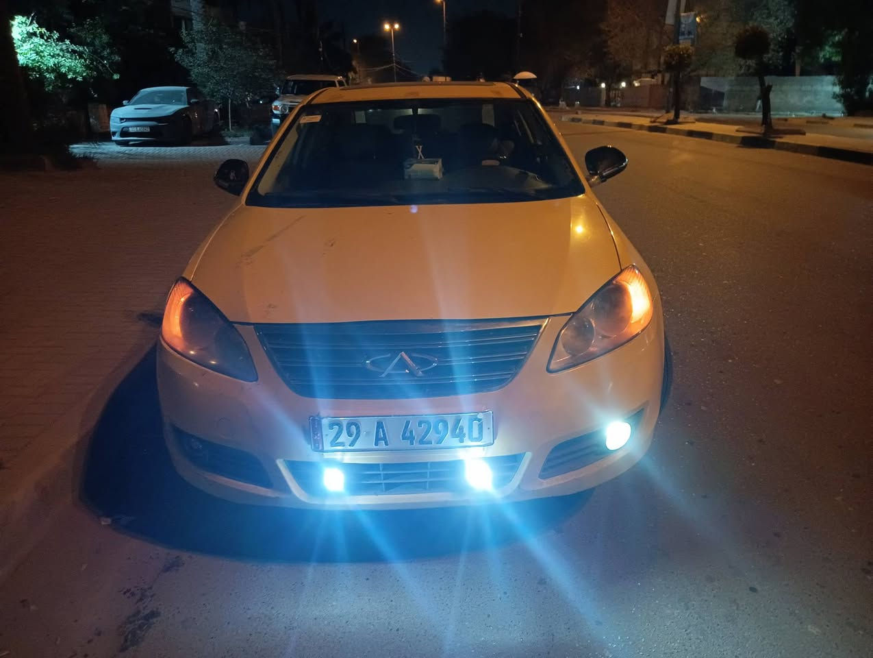 سيارة شيري 2014 استر كير ومحرك كفاله كورلا نحلة 1800 اوتوماتيك سياره جاهزه بوجهك للشارع مصفرة هيئه وغرامات سيارة تحويل رقم انكليزي دولي سنويه جديده هزه جديده سنويه 2030 سيارة بيها تكحيلات بسيطه تبريد تدفئه جاهز تخم تيار صدر امامي خلفي مكان سيارة الكاظميه بغداد السعر 48 وبيها مجال بسيط رقم الهاتف *********** : ***********
