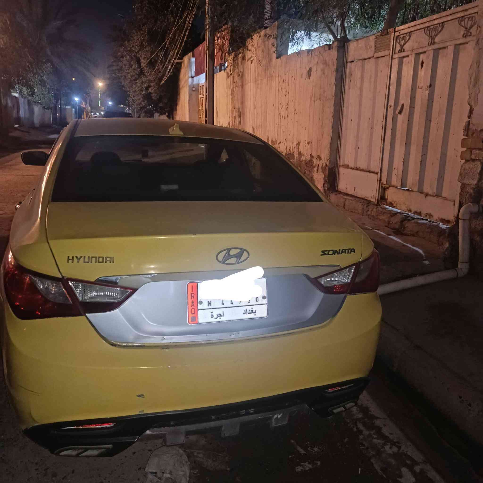 السلام عليكم
سوناتا مضلع ٢٠١٢ محرك ٢٤٠٠ وارد أمريكي رقم بغداد للمراوس أو للبيع 
العنوان ديالى بعقوبة تقاطع الطرق والجسور للتفاصيل و الاستفسار الاتصال على الرقم ***********
والأثير ***********
