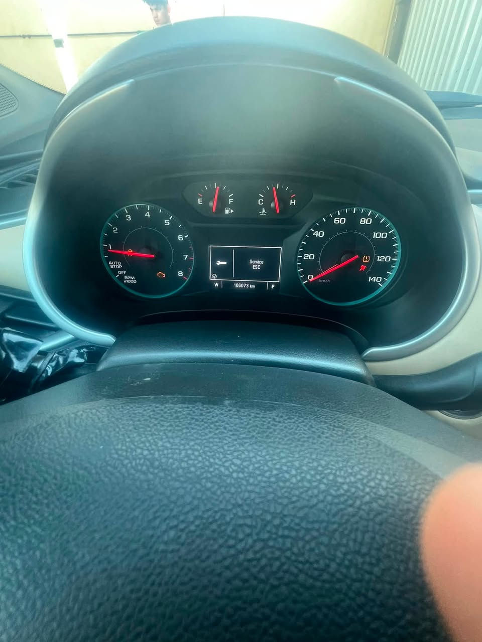 ماليبو 20 السياره بيها صبغ عام واكعه عليها سقيفه بدون دواخل ابد لا تكم ولا كص كير مكينه بالجيس حداديه تبريد تاير كشان جلد بصمه ابواب تشغيل عن بعد  معوقين بعدلها 6 اشهر تصير حرهوكاله باسمك *********** سعرها 75 وبيها مجال للشراي
