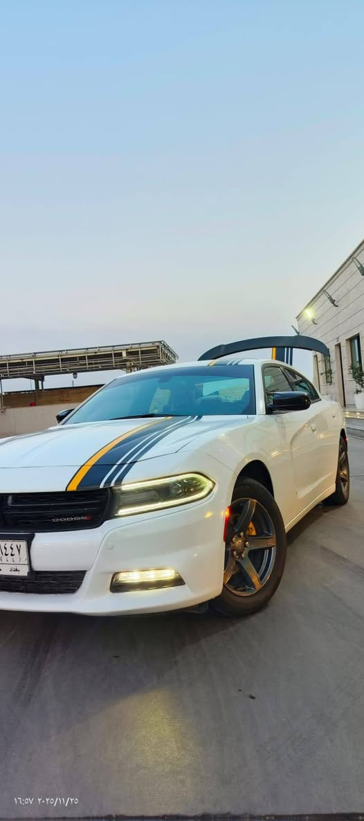 جارجر 16وارد امريكي صور حادث بل منشور لسياره جديده وجاهزة ماشيه 140مكان لسياره بغداد لشعب لسعر191//***********
