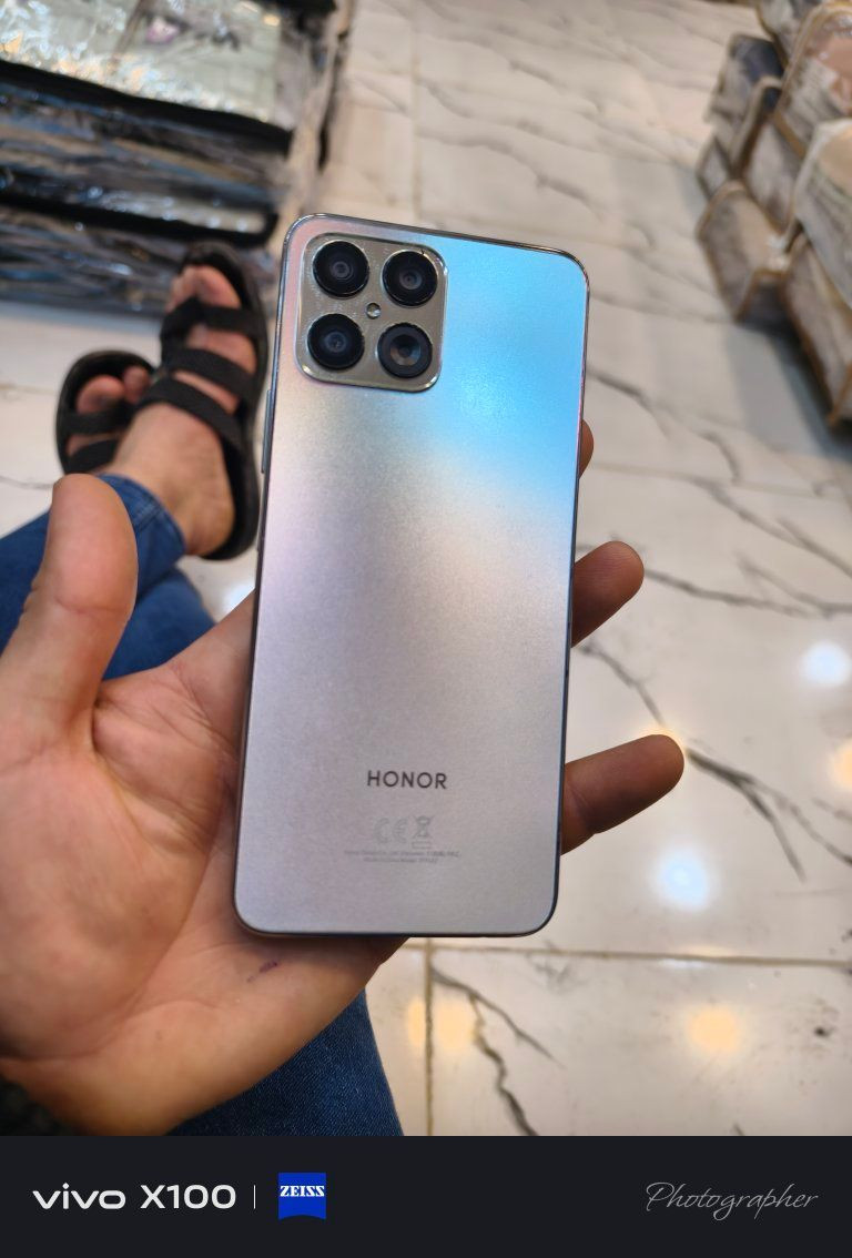 هونر x8 
جهاز حلو وقوي 
ذاكرة 128 رام 6+2 
معالجه سناب دراكون680  ينطيك 60 فريم ببجي 
كامره، 64 ميكا بكسل 
للبيع ب 120 وبي مجال


**إذا كنت صاحب هذا الإعلان وتريد حذفه لأي سبب، رجاءا أرسل رسالة إلى الدعم الفني**