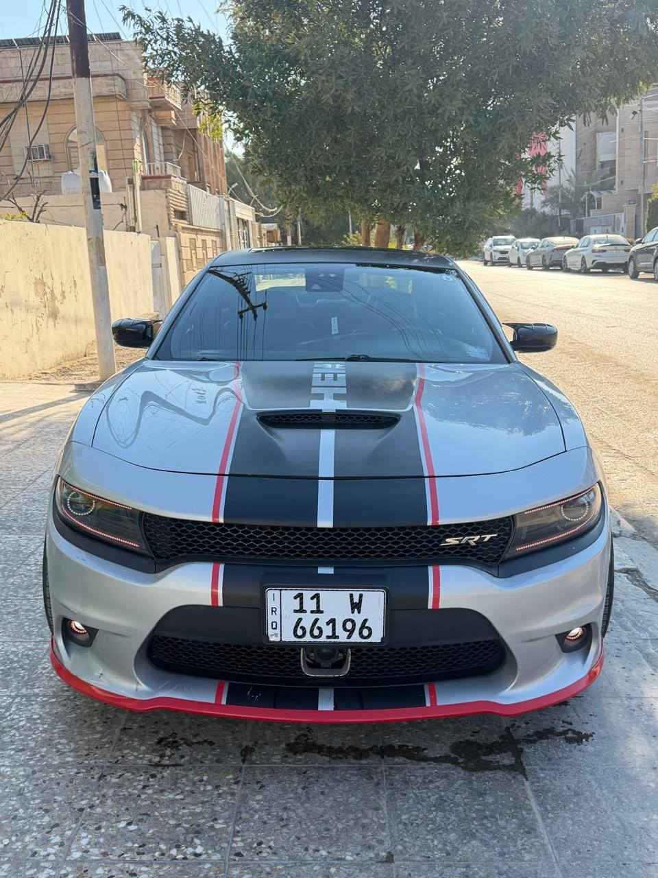 سلام عليكم جارجر دايتونا 5700 اعلى مواصفات بلجارجر رادار امامي وجوانب فتحه سقف كشنات تبريد حضن + خزن سيارة فول وحادث أبواب ٢ صفحه اليمين فقط صورحادث وسونار خاص مكانه بغداد البياع للستفسار ***********
