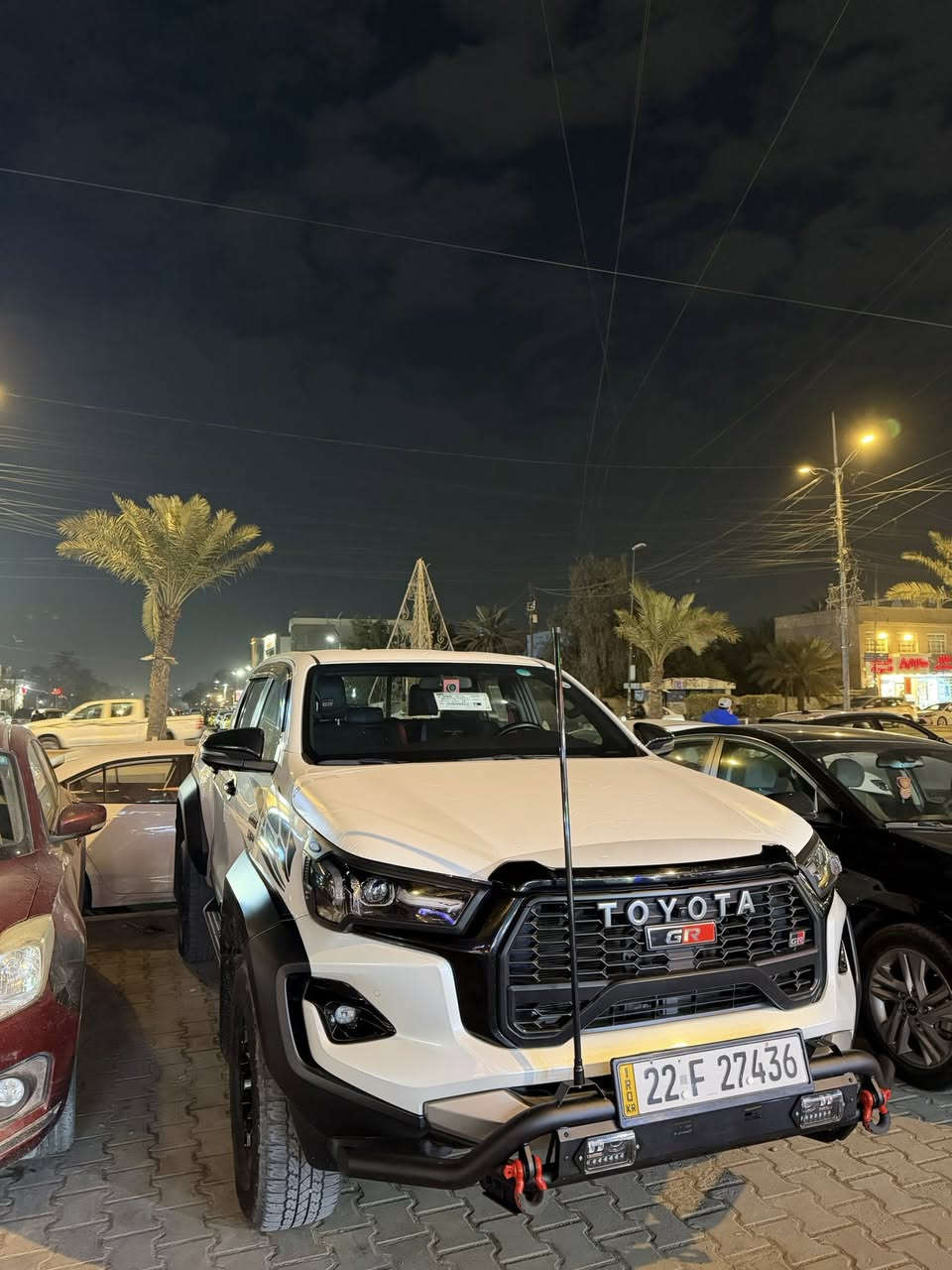 هايلوكس GR  2024
ماشيه ٤٧ الف 
مكفوله كفاله عامه من الشخط جديده لوك السياره عليها غراض متعوب عليها 

السياره سعودي ما بيه نقص للبيع 
٤٥٠ ورقه  بيه مجال بسيط 

***********
