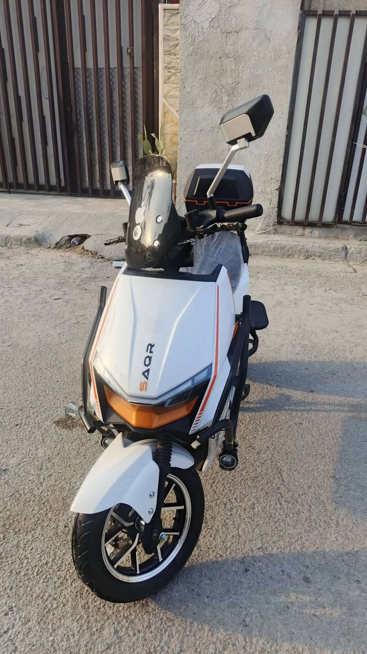 دراجة شحن سكنس بطارية ليثيوم بصمة وسويج كفالة من الشخط البطارية اتمشيك 65 كيلو حقيقي البطارية 40 امبير مكاني بغداد الشعب السعر مليون اومية 1100
الملف 2500 واط


**إذا كنت صاحب هذا الإعلان وتريد حذفه لأي سبب، رجاءا أرسل رسالة إلى الدعم الفني**