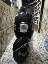 الدراجه للبيع ماكس بوليس الدراجه مجفته 1 و مبدل كلجات امامي و خلفي سعر...