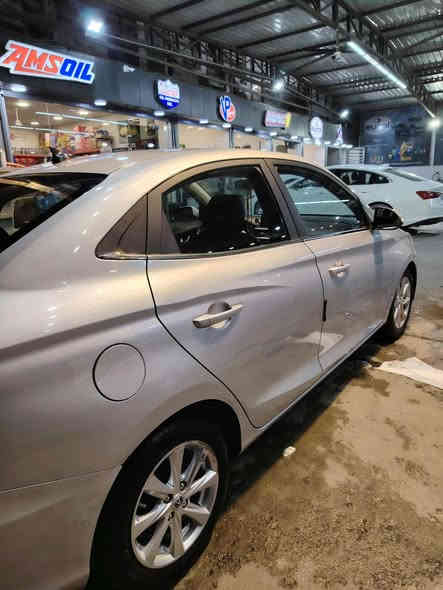 السلام عليكم 
شانجان سفن للبيع موديل ٢٠٢١
ماشية ٨٠ بيها فقط باب السائق صبغ اثر شخوط 
وشبر بارد باب الخلفي لا معجون ولا قطرة صبغ 
البيع فقط اقساط فقط ( اقساط) 
مقدمة ٤٥
مكان السيارك بغداد الامين 
للاستفسار 
***********
