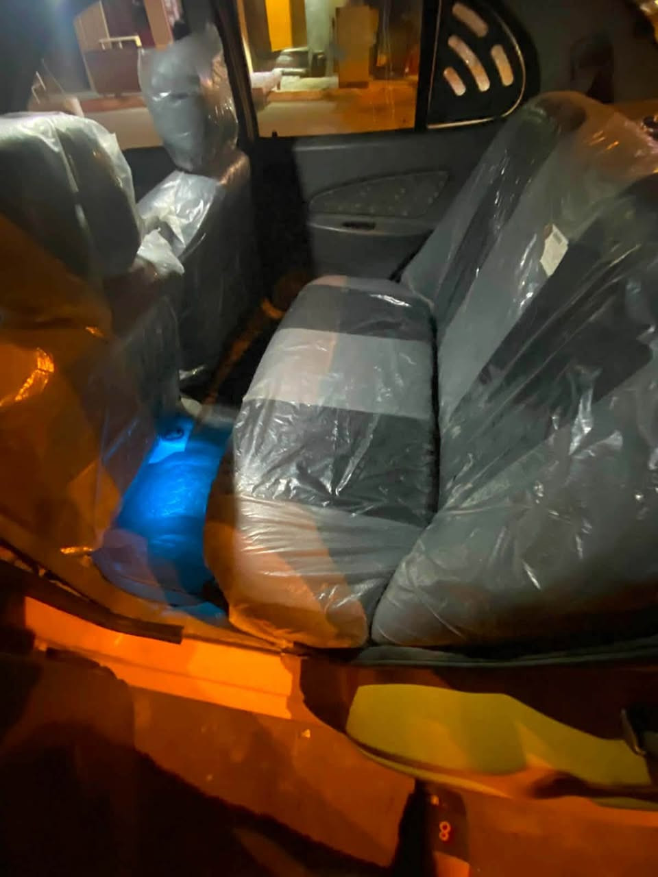 طيبه مديل٢٠١٥ سياره مكفوله عده طخه بجاملغ وبارد سياره كير ومكينه بجيس تبريد ثلج منضومه جديده صدر خير من الله تخم تاير سياره جاهزه مكاني بغداد الحريه او الخطيب الزراعي السعر ٤٠ رقم تلفون ***********
