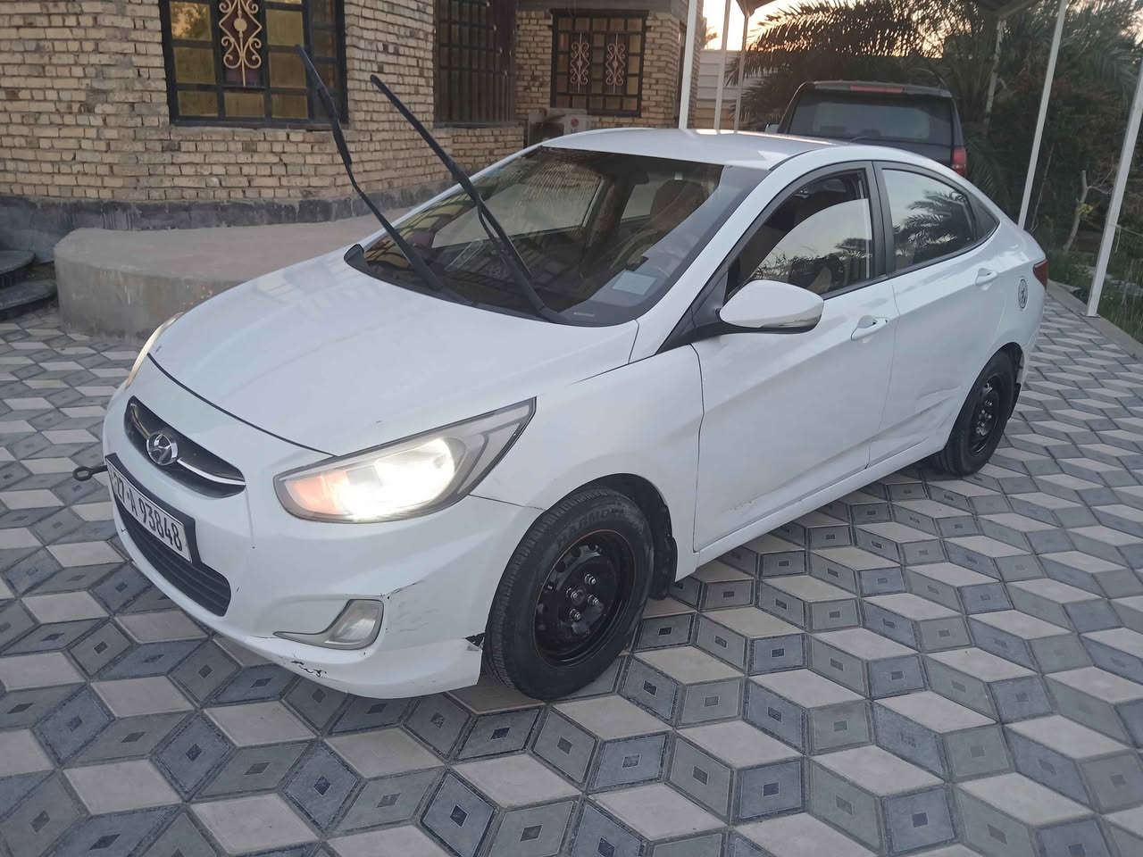 السلام عليكم

اكسنت
 مديل 17
الون ابيض
مكينه1400
رقم الجديد ذي قار باسمي 
سنويه صالحه 2030
سياره نضيفه وحلوه تحكمات ستيرن شاشه تبريد شغال كربائياتها كلها شغاله ستوني سويتله صيانه دوريه نوزلات وبلكات ومجاول  وبدلت فيت بم اصلي مال الوكاله بيها نواقص بصيطه مثلا بك لايت مفطور  لدرايم شفت رادله تشحيم يعني لياخذها ما تكلفه

عنواني بصره ابو الخصيب 
السعر 88ورقه
التواصل واتساب فقط
*********** Singapore
