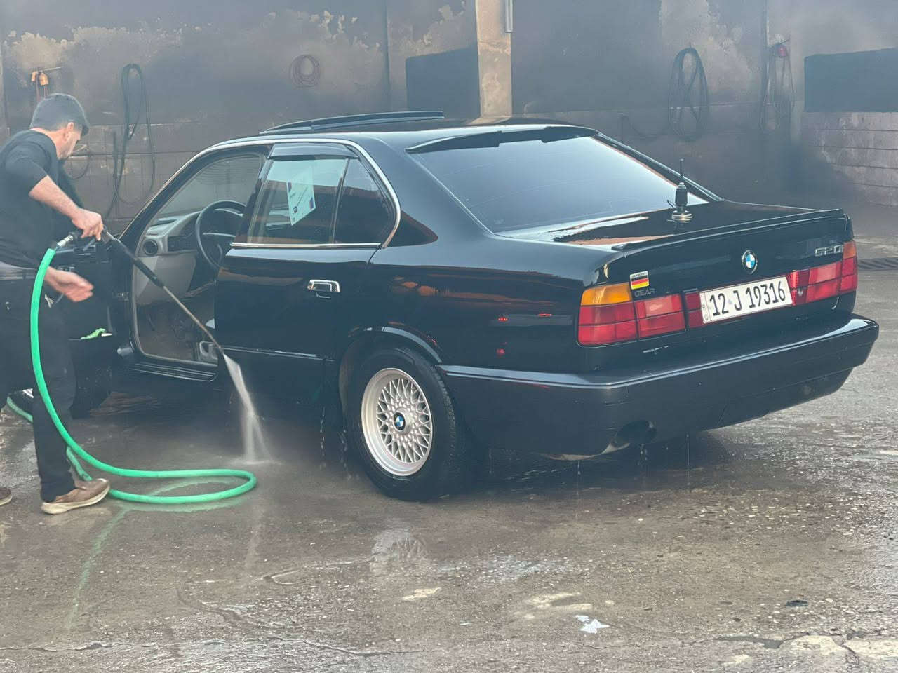 السلام عليكم بي ام  520    اني الشرعي
سياره بدون حادث    نضيفه  بدون صبغ فقط مطوز البونيد والجاملغات الكدام  ومحرك نظيف كير عادي    بدون تنته موديل 1991تريد تحويل تريد وكاله   فقط بيها صوت درام شفت  والجوزه مال تشغيل عاطله       سعر 47الاتصال ع الرقم   ***********

محرك كبس
