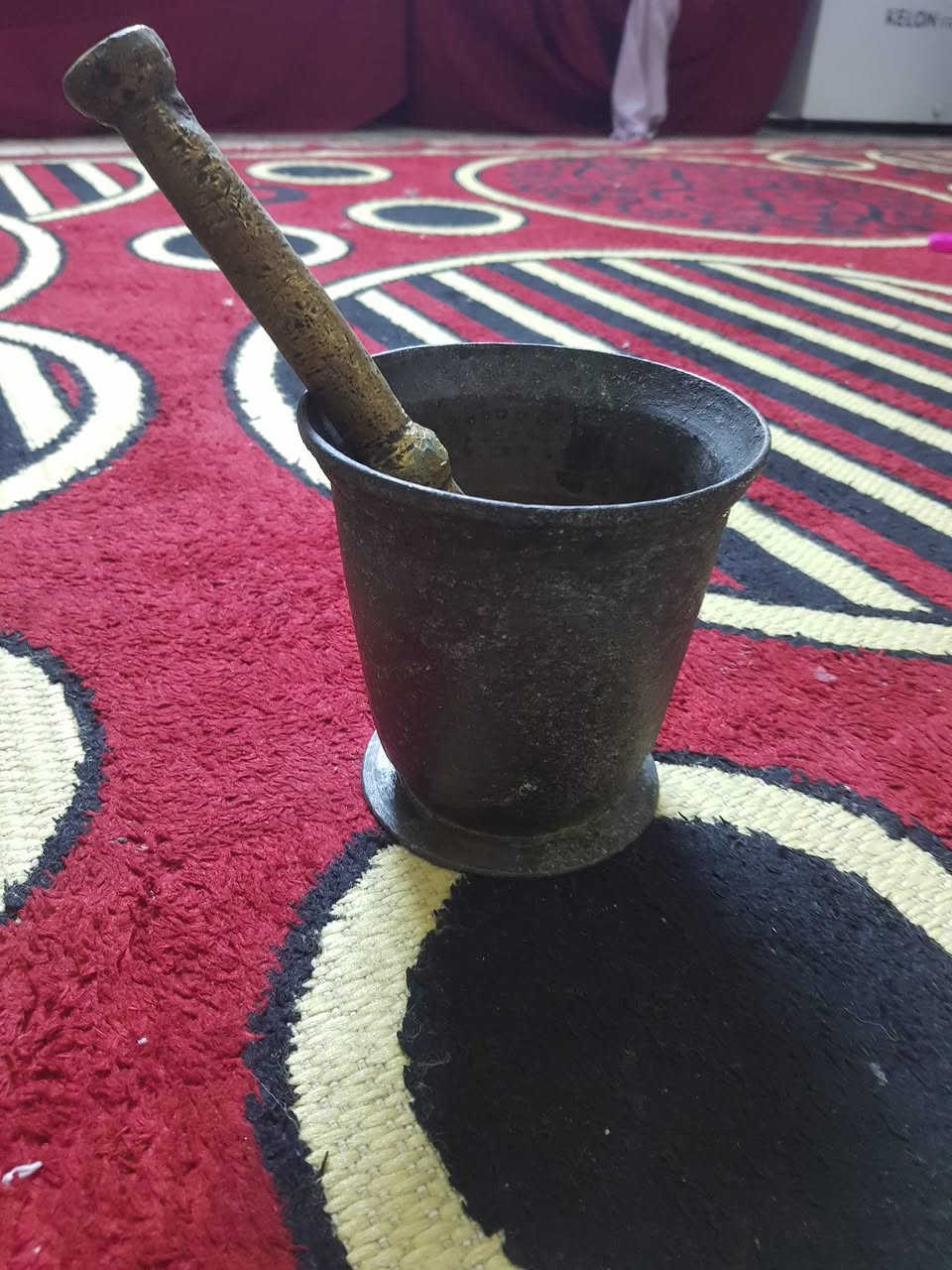 السلام عليكم اخوان هاونين نحاس قياس الأرتفاع ١٣سم للبيع ب ٨٠ الف يوجد توصيل
***********
