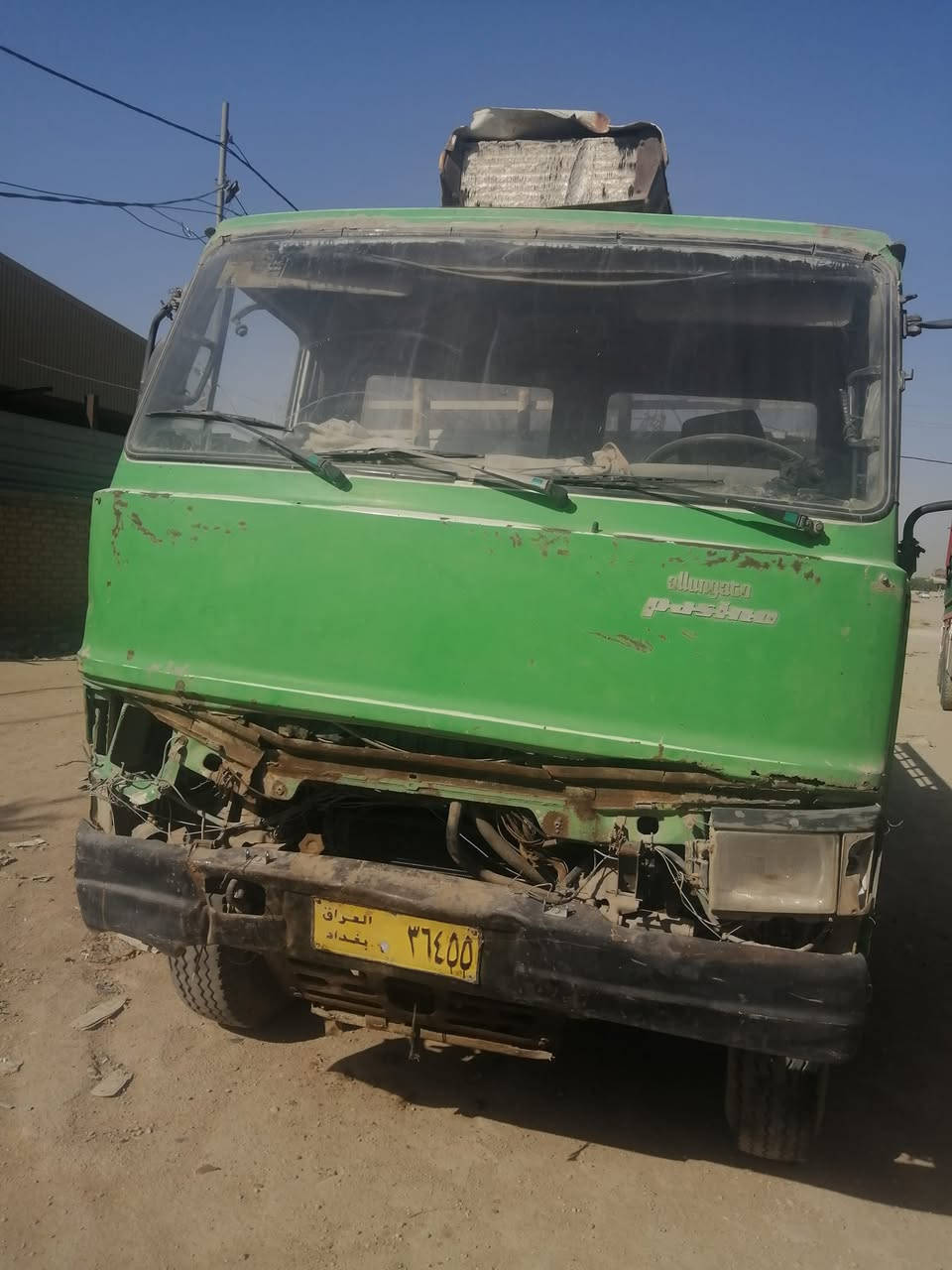 سياره فيأت لبيع الاتصال بالرقم ***********
