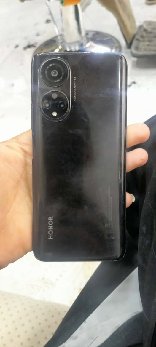 السلام عليكم هونر اكس 7 جهاز ذاكرته 128 والعشوائيه ثمانيه وكلش قوي الجهاز نظيف البطاريه 5000
وتساب /+964 787 346 3415


**إذا كنت صاحب هذا الإعلان وتريد حذفه لأي سبب، رجاءا أرسل رسالة إلى الدعم الفني**
