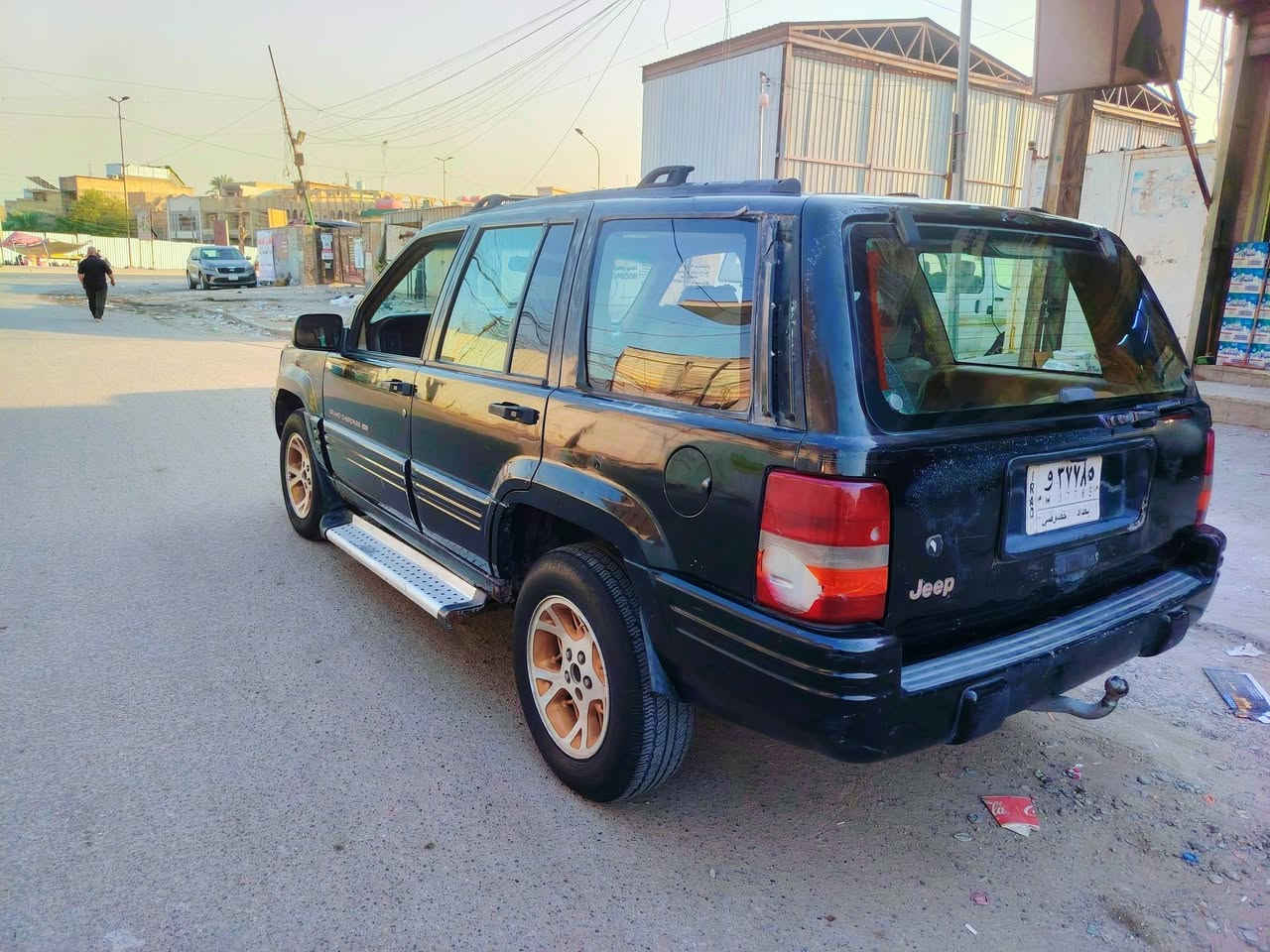 جيب شيروكي ٩٦ محرك بلاد تخم تاير باتري ترايك وين متريد بيع او مرواس حسب القناعة مكان الشعب *********** السعر ٤٢
