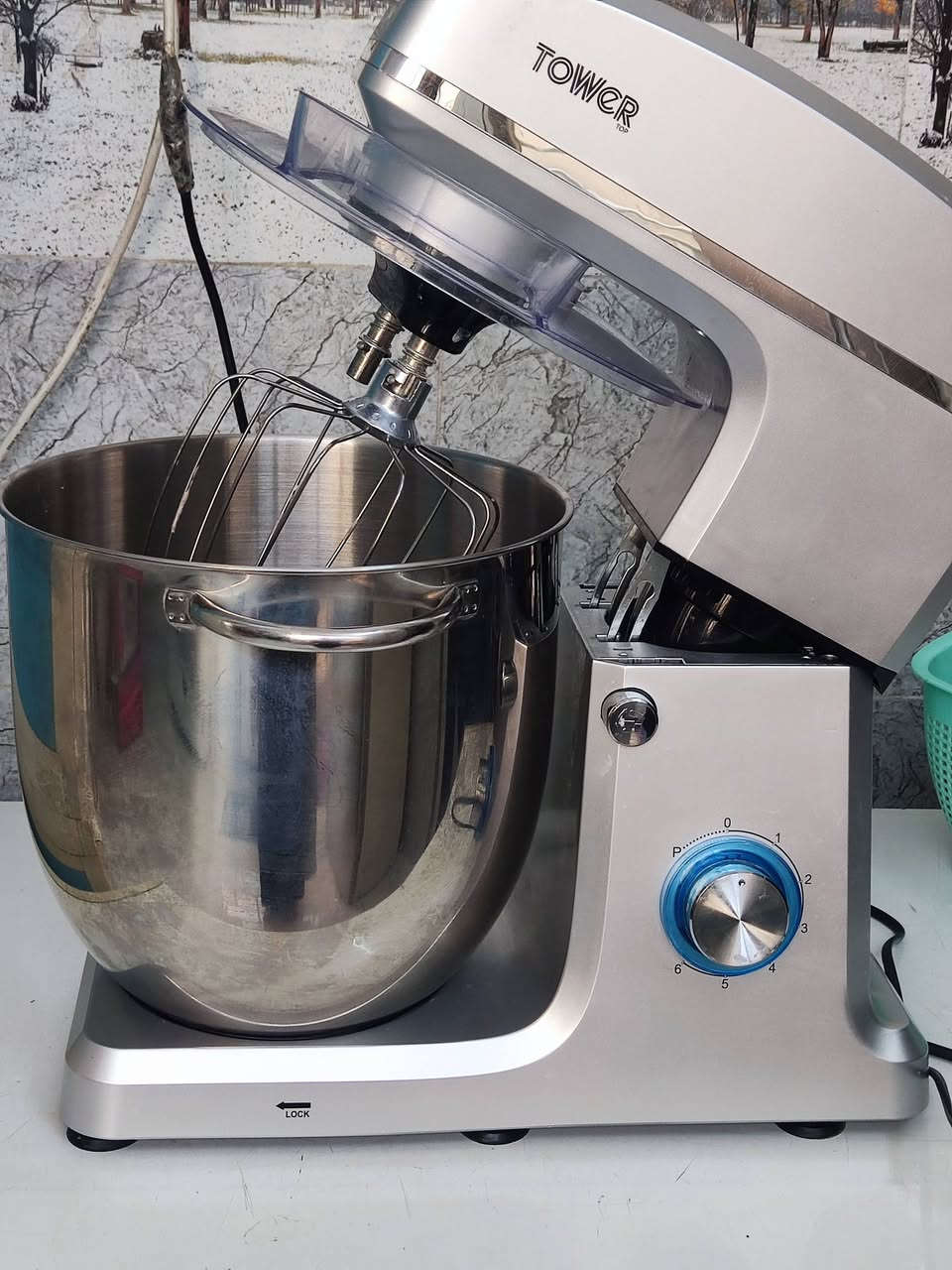 مرحبا حبايبييي للبيع
عجانة تاور بريطاني 
12 لتر كلش حجم كبير طاسة مالتهة 
ترهم عجن وكيك 
اخذتها من بغداد من شارع الضلال واحسن نوعية 
وبعد ادوات العجين بجيس مفاتحتهم وكرتونها هم موجود مصار شهر من خذتها جديدة كم مرا مشتغلة واللة العضيم 

محتاجة واريد ابيعها وفلوسها مسادتهم الله شاهد 
وعندي غيرها 2  واللة معتمدتهم بشغلي


**إذا كنت صاحب هذا الإعلان وتريد حذفه لأي سبب، رجاءا أرسل رسالة إلى الدعم الفني**
