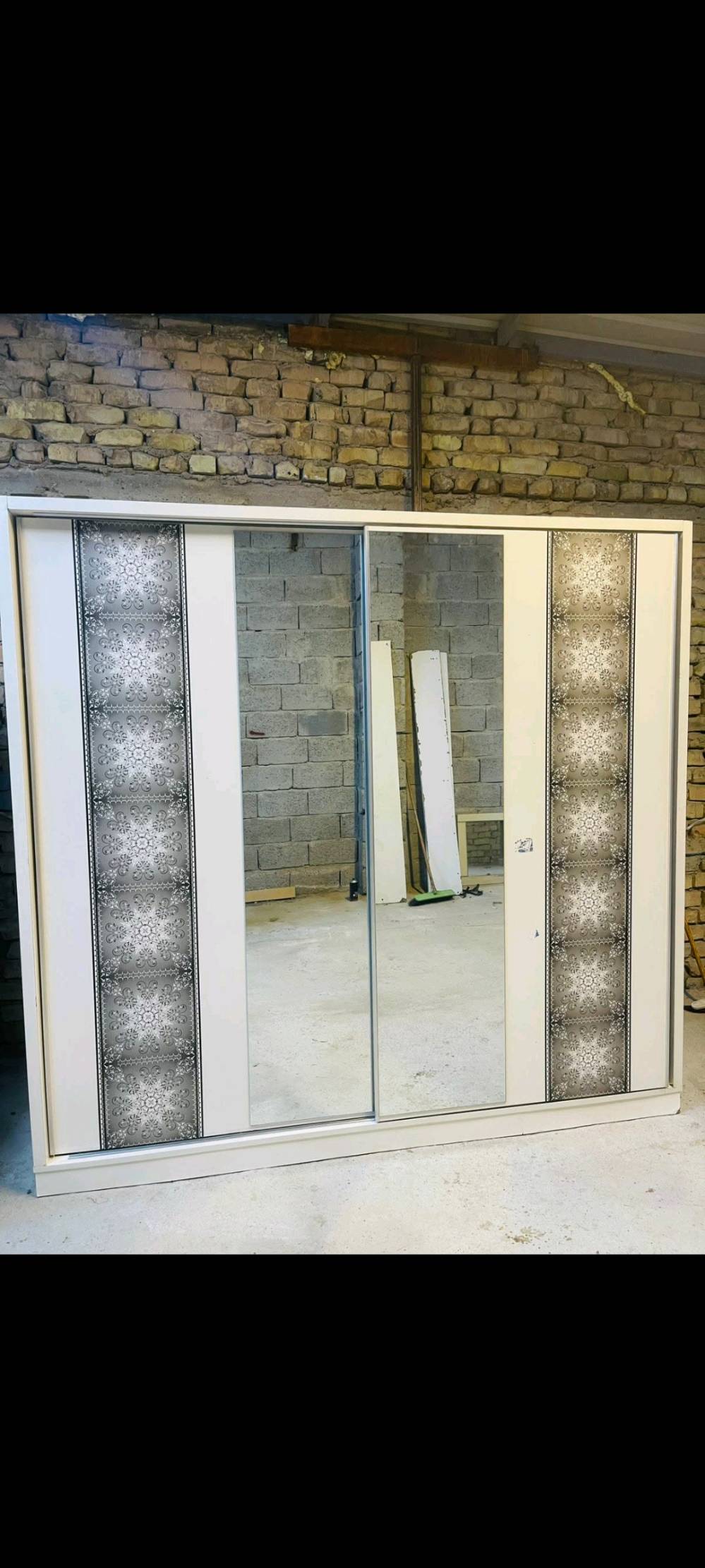 غرفة تركي ٥ قطع نضيفة وكاملة بغداد 