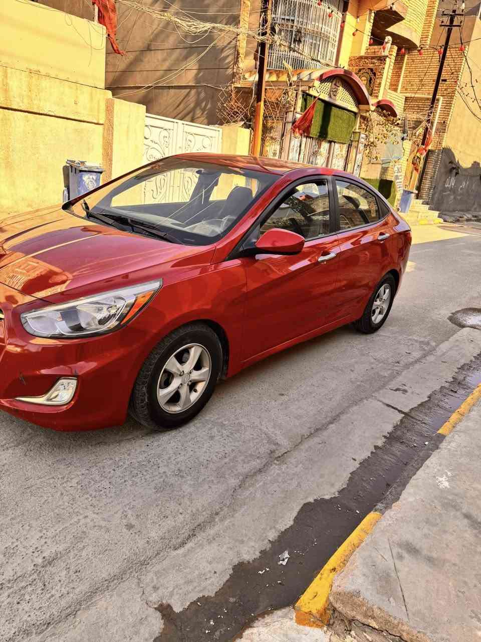 يا الله السلام عليكم اخوان
للبيع اكسنت مديل ٢٠١٧ 👌
السياره حادثها بسيط جداً لا لغود ولا شواصي ولا اي دواخل كلشي بيها مكفول مجرد البنيد طاير على كصة القماره والبنيد مصبوغ وكصة القماره ✨✨
+مكينه وكير وتبريد وتدفئه وكهربائيات مكفولات لافتح ولاتصليح ولاملعوب بيها ابد السياره ماشيه ٧٦ ميل حقيقي شرط الفحص رقم بغداد باسمي 
السنويه فقط منتهيا 
سعر ٩٨ مع المجال 
للاستفسار اتصال او واتساب 
***********
