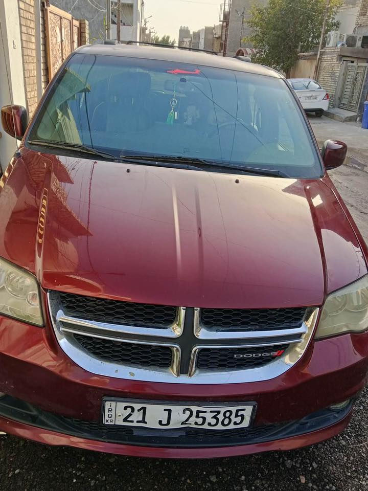 سلام عليكم دوج كرفان موديل 2017 امريكي حادثها دعاميه اماميه بجهت لسترين فقط ايرباك طاك مال سترين كشنات تبريد كله شغال  اي صبغ مابيها السياره سياره مرتبه وحلوه اسفتسار اكثر ***********
