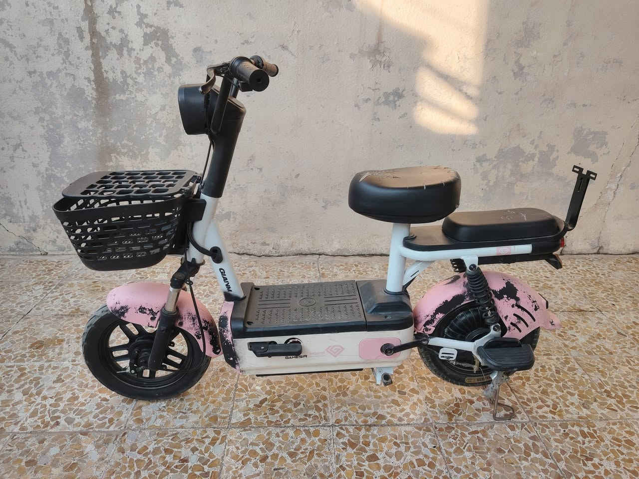 سلام عليكم ورحمه الله وبركاته
دراجه شحن نوعيه سبورت
عدد البطاريات 4 دبل جدد شرط
ليت +بك ليت +هورن =كل شغال شرط فول
السعر (200) الف
مكاني #الموصل اليرموك قرب الحديقة
رقم الهاتف للتواصل (***********)
