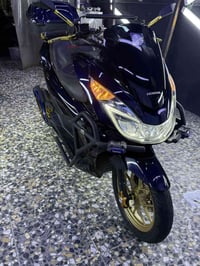 للبيع دراجة نوع PCX جيل ثاني ياباني  اللون حبري  حجم المكينة 150cc كفا...
