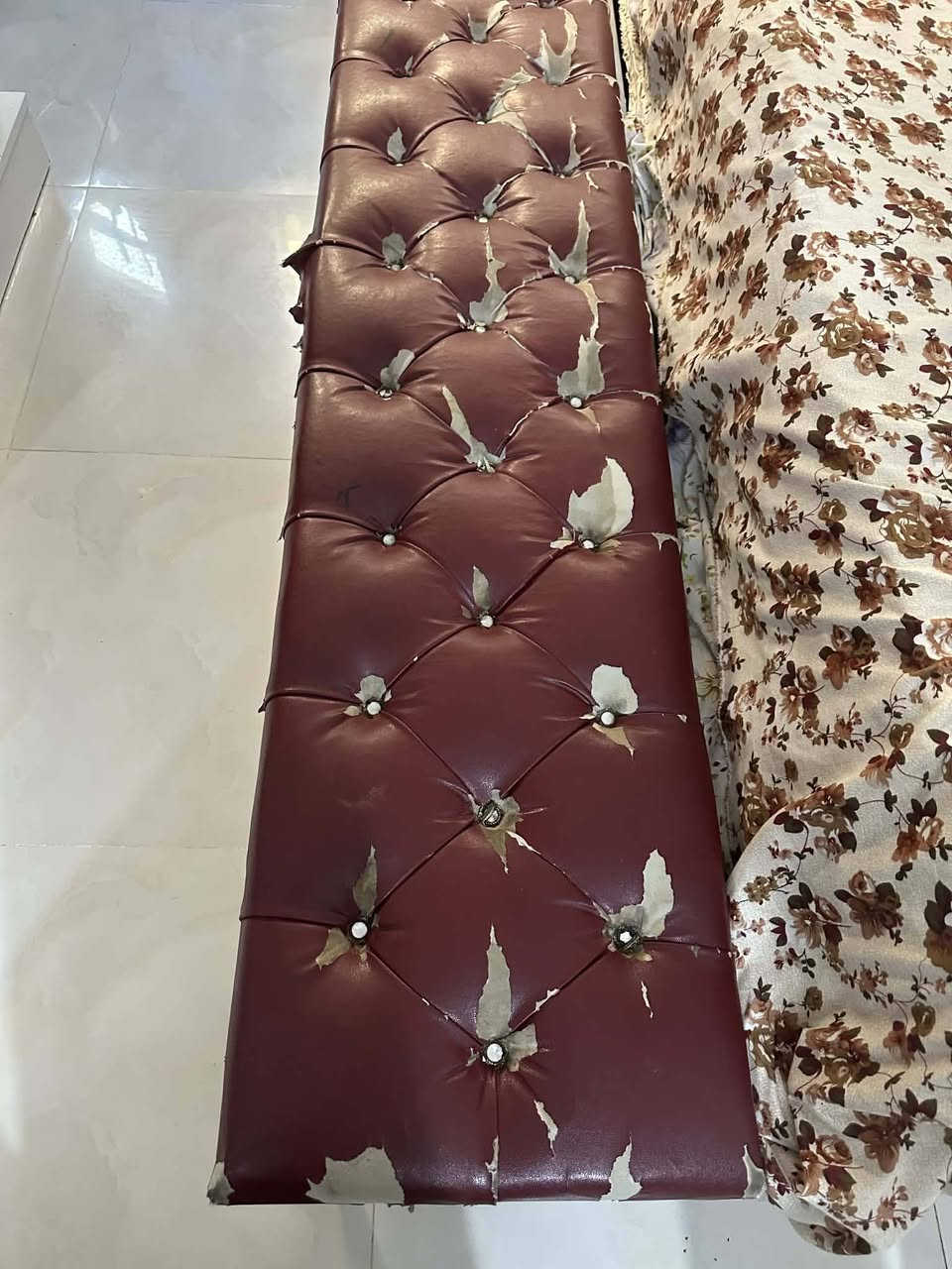 غرفة نوم ملكيه 9 قطع للاستفسار الإتصال ***********
