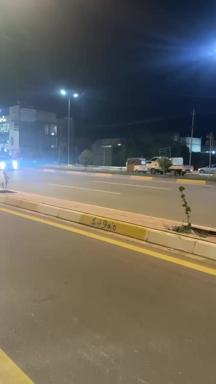 للبيع او المراوس
تافاصيل/
لايت 
اشاير 
منضومه زنون 
مكينه مامفتوحه
اوراق
سلف 
دراجه بصمه 
مضخمات بلاتوث 
جهاز  جي بياس
كامل 
الدراجه كامله تطلع بيها محافضات 
لاتنقيص لاتبخير 
السعر 950وبيها مجال حك الجيه 
مكان كربلاء 
التواصل ***********او خاص مفتوح
