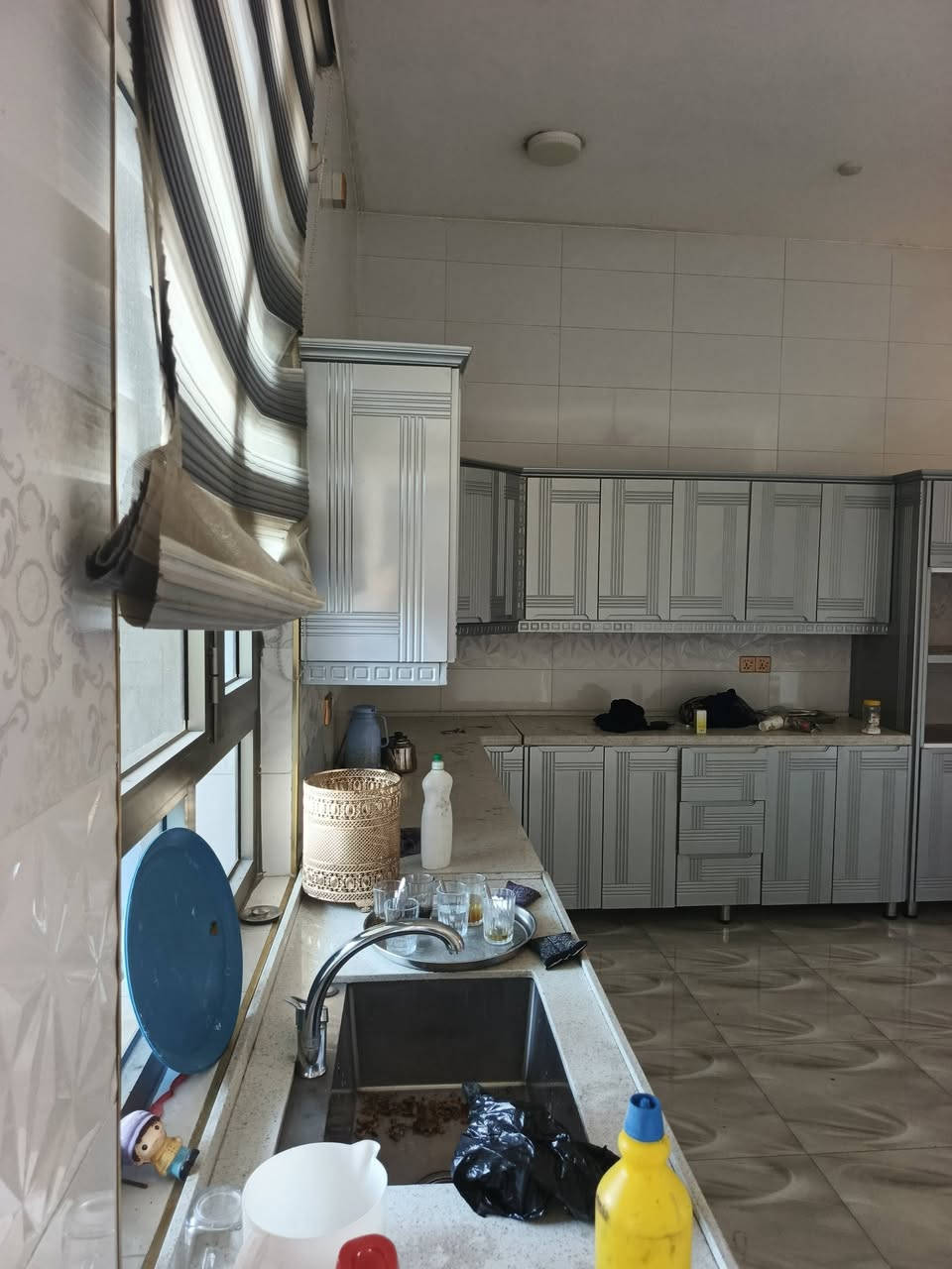 بييت للبيع بعقوبة باب الدرب التصال ***********
