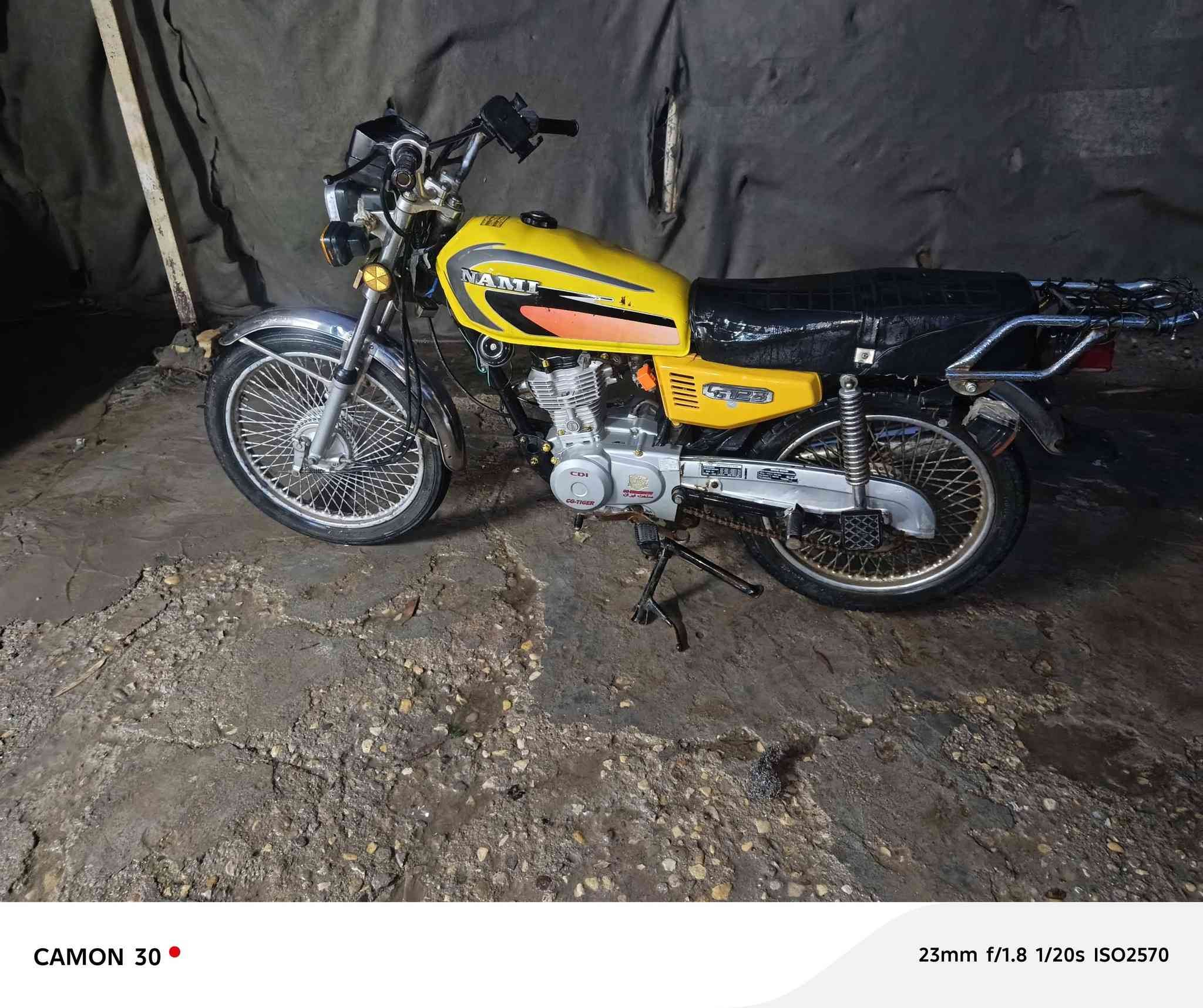 دراجه لبيع موديل 21 اوراق استنساخ  دراجه كلشي شغال بيها السعر 400


**إذا كنت صاحب هذا الإعلان وتريد حذفه لأي سبب، رجاءا أرسل رسالة إلى الدعم الفني**