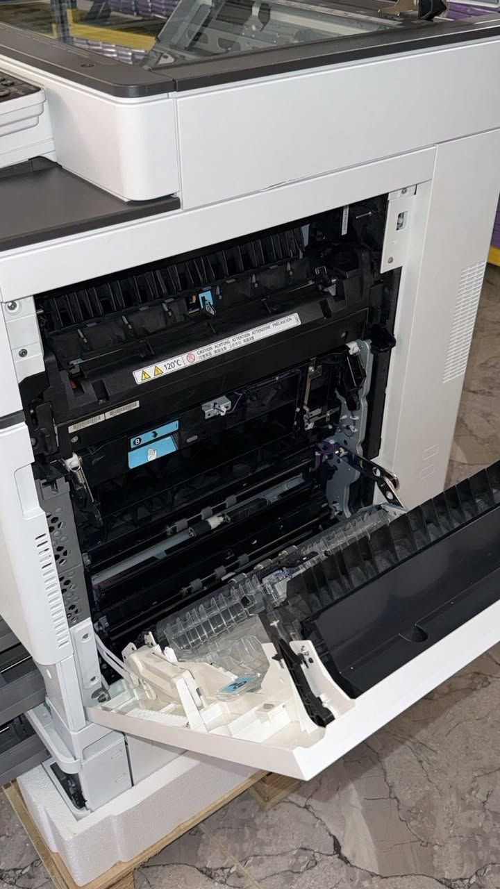 للبيع طابعتين ريكو ٦٠٠٣ صفر عداد بعدهه ب الصندوك  السعر ٩٠٠ دولار
***********
***********
