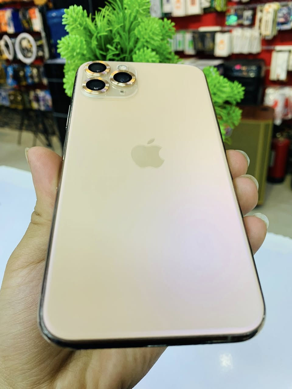 #مستخدم📱

السعر. 150 الف 🔥

📱 iPhone 11 Pro 
     
      💎 الذاكــــــــــــــــــــره / 64

💎 البطاريـــــــــــــــــــــه /100 مستبدله ✅

مستبدل شاشه ❌
______________________________________________

👈يرهم 🔄 مراوس 🔄ويه أي جهاز 🔄 عندك 👉

التوصيل متوفر لجميع المحافظات 💨🚙

او زياره موقعنا الكائن في 🫵

    📌العنــــــــــ🫵ـــــــــوان📌

  🔥 مركز الاسطورة للموبايل 🔥

 ‏_الانبار_ عنه_ مجاور_ مستشفى_ _عنه🏥
 العالم ⛩️⛩️⛩️⛩️⛩️

***********واتس
***********
