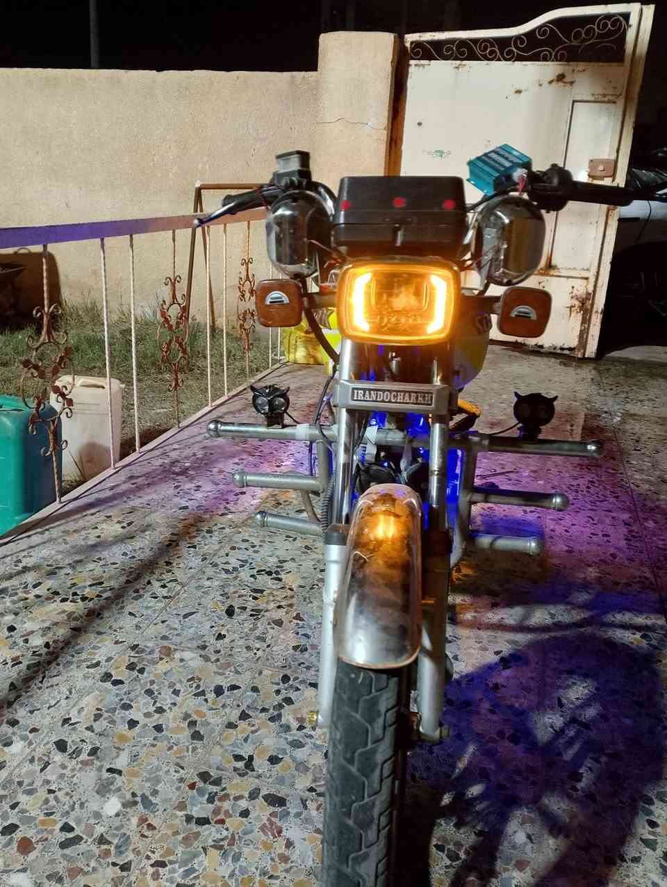 سيفان 5 كير كهرباء اشاير لايتات سلف نشرات mp3 بلوتوث سماعات ثنين اوراق مكينه مكفوله موديل 21 المحموديه 575 جماعه ال500 لا تعلق 
***********/***********
مكلف بالنشر اتصل ع رقم صاحبها
