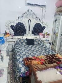 للبيع 750 وبيها مجال واتساب 07867161145