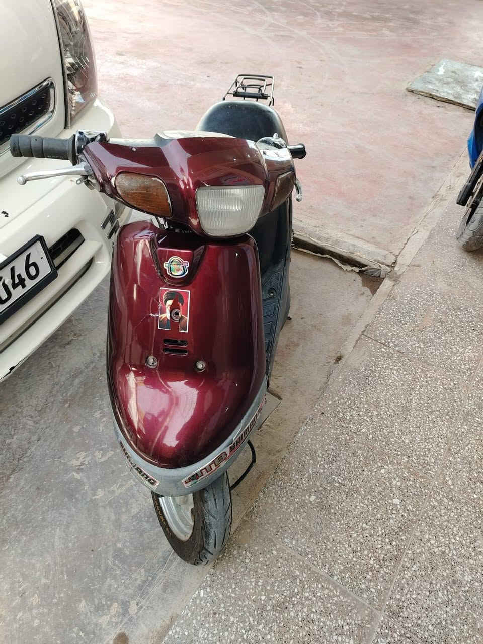 دراجة بطة للبيع مكينة تخبل كفرات نضيفة كهربائيات كلها شغاله دراجة مال بيت سعر 200 الف وبيها مجال
مكان بغداد سبع قصور شارع ابو علي رقم ***********
