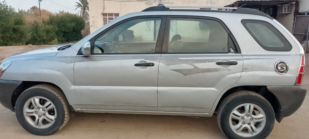 سبورتج مديل 7وارد امريكي رقم بغداد نكليزي سنويه لل27 مكفوله ضربه وصبغ مكان ناصريه محرك 6 سنندر تبريد كامره شاشه محرك وكير جاهزه ***********
