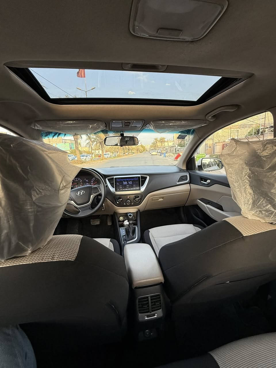 هونداي اكسنت 2019 وارد خليجي
مواصفاتها 

شاشه جبيره 
لد امامي 
سلايت 

تحكمات ستيرن جهتين 

محرك 1600 دوش 

ويل كب 

تبريد قطعتين 

اشاير بالمري 

رقم بغداد دولي 

السعر 129 
مكاني سيديه
للاستفسار ***********
