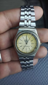 للبيع سعرها ٦٠ العنوان بغداد حي العامل ٠٧٧٦٤١٥٨٨٣٠