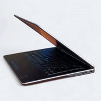 ديل 7450 • كور i5 جيل خامس • هارد 256 SSD