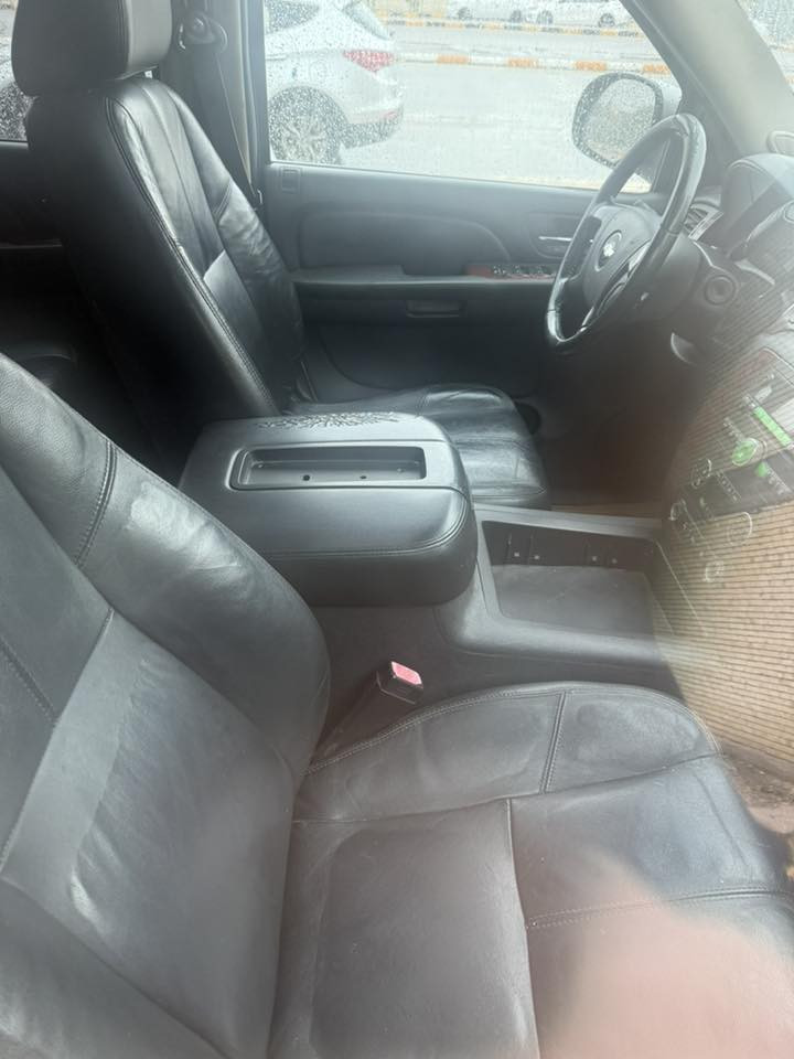 تاهو ادوات. مديل 10
سيارة جديدة 
للبيع. السعر 73
مكان النجف 
للاستفسار ***********
